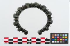 Foto von Bronzebuckelarmreif (NHMW-PRAE-023950)